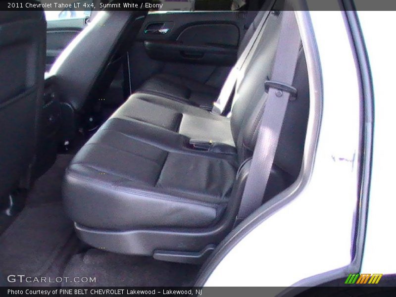 Summit White / Ebony 2011 Chevrolet Tahoe LT 4x4