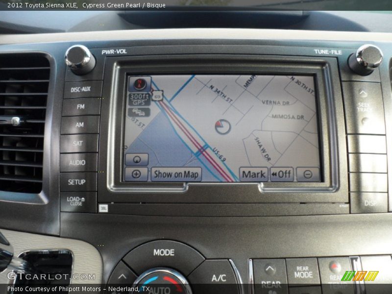 Navigation of 2012 Sienna XLE