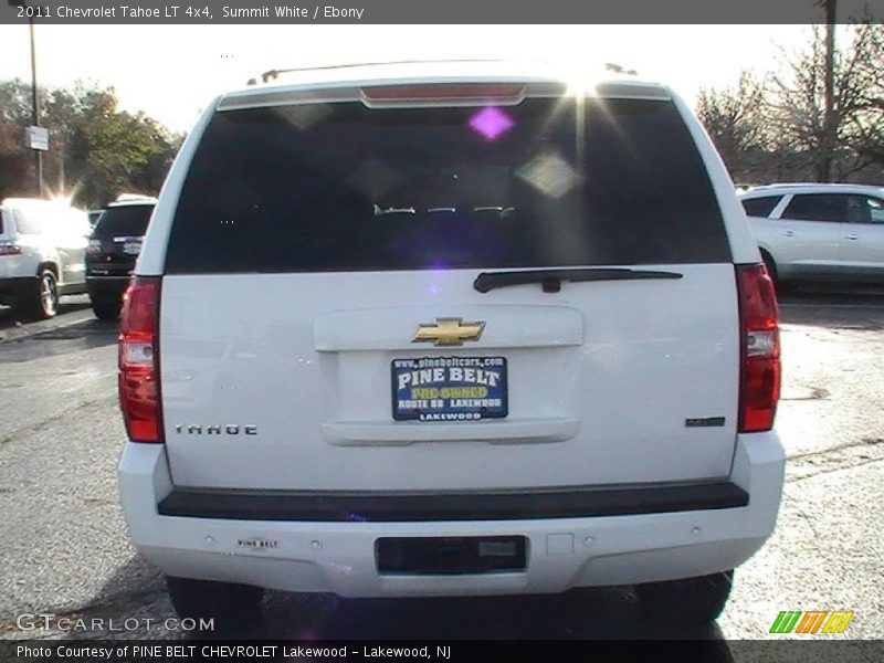 Summit White / Ebony 2011 Chevrolet Tahoe LT 4x4