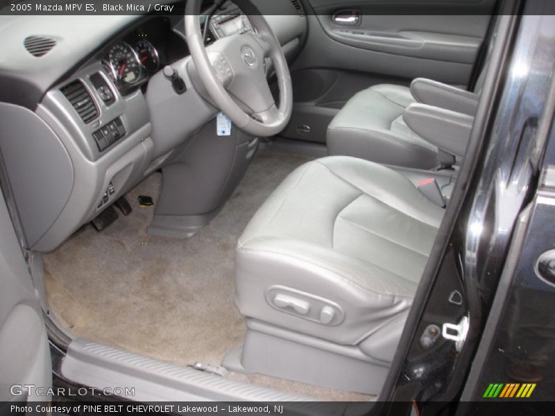  2005 MPV ES Gray Interior