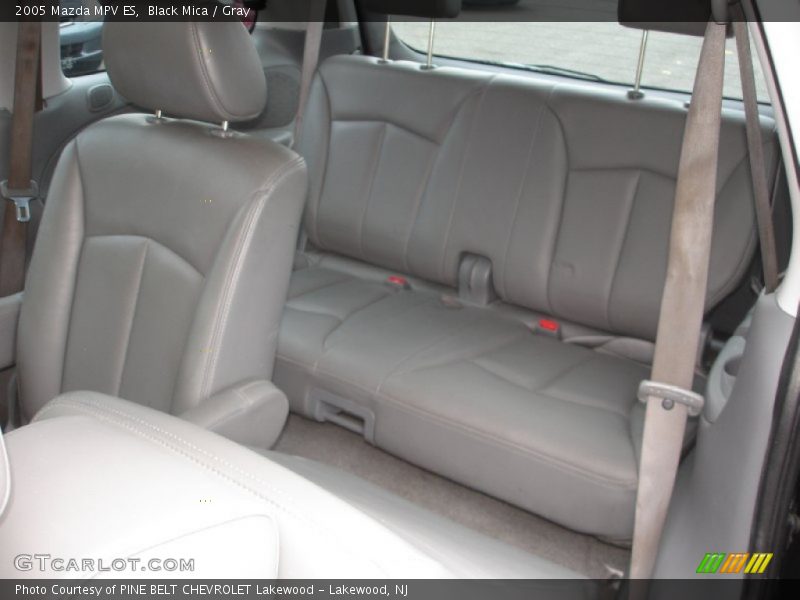  2005 MPV ES Gray Interior