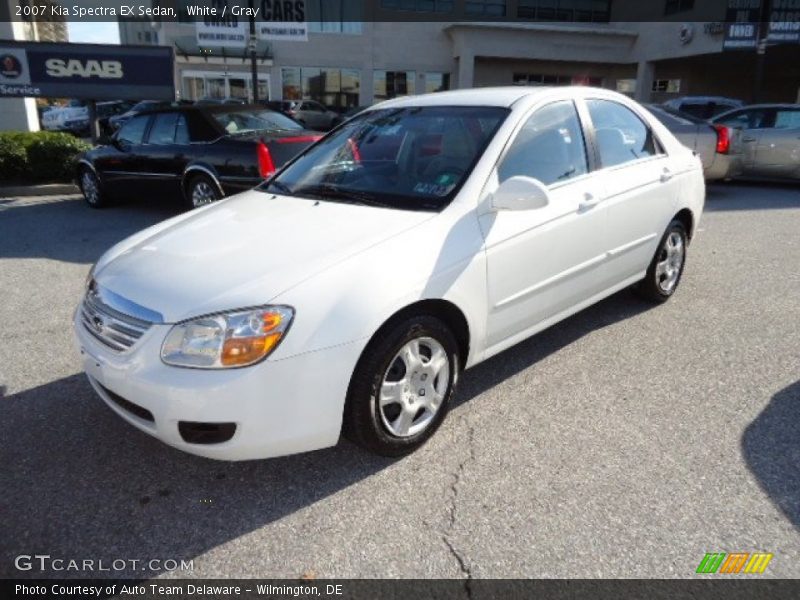 White / Gray 2007 Kia Spectra EX Sedan