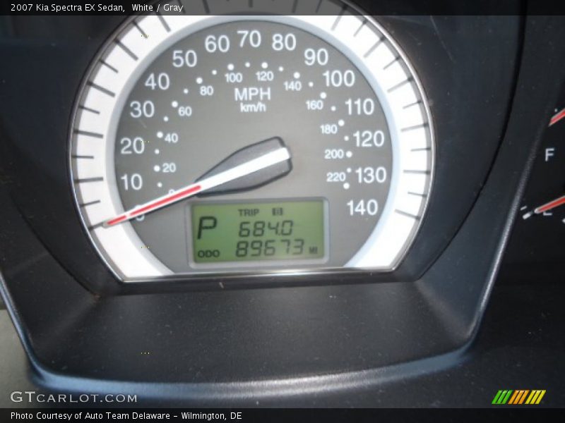 White / Gray 2007 Kia Spectra EX Sedan