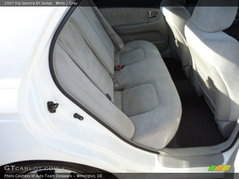 White / Gray 2007 Kia Spectra EX Sedan