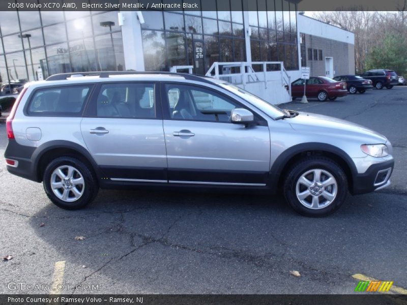 Electric Silver Metallic / Anthracite Black 2008 Volvo XC70 AWD