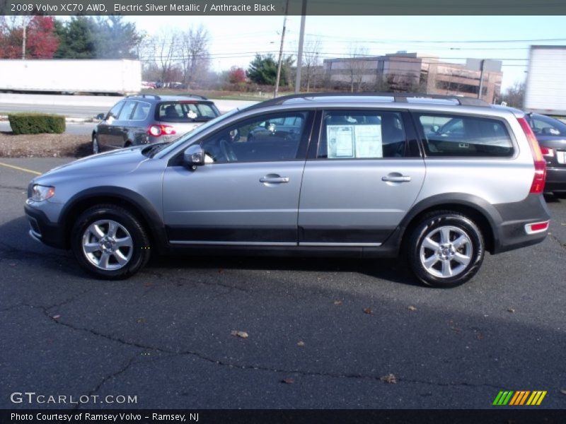 Electric Silver Metallic / Anthracite Black 2008 Volvo XC70 AWD