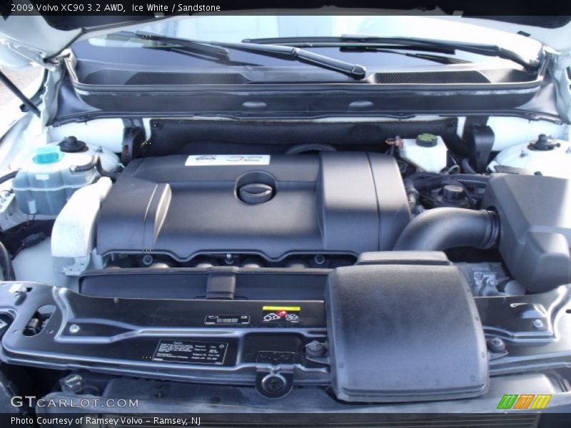  2009 XC90 3.2 AWD Engine - 3.2 Liter DOHC 24-Valve VVT V6