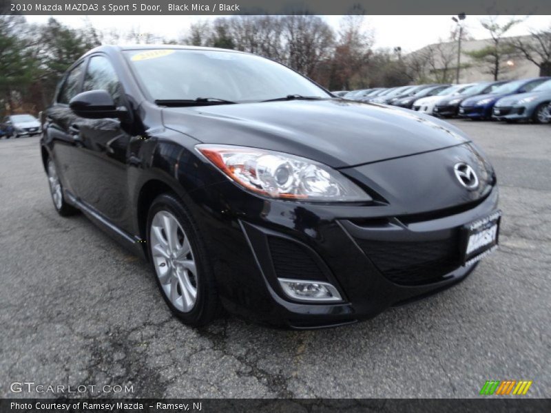 Front 3/4 View of 2010 MAZDA3 s Sport 5 Door