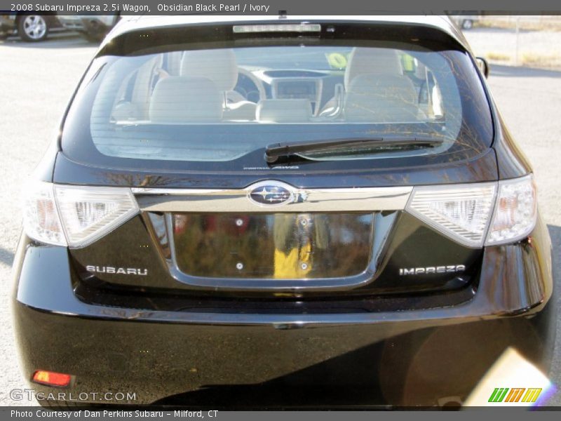Obsidian Black Pearl / Ivory 2008 Subaru Impreza 2.5i Wagon