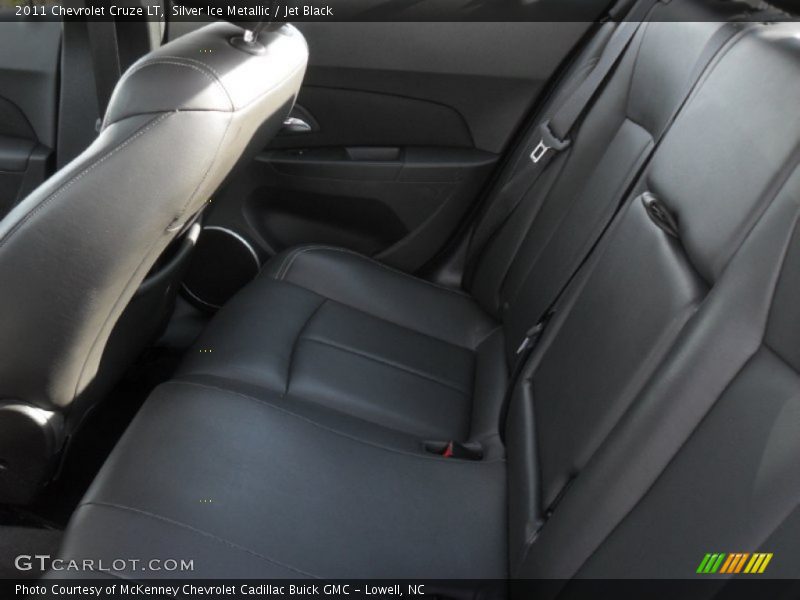 Silver Ice Metallic / Jet Black 2011 Chevrolet Cruze LT