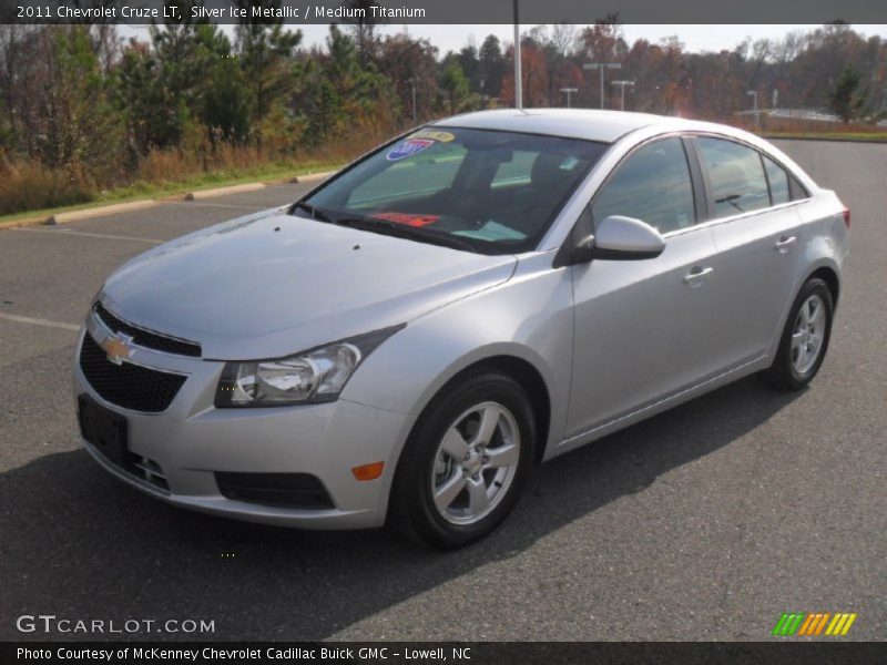 Silver Ice Metallic / Medium Titanium 2011 Chevrolet Cruze LT