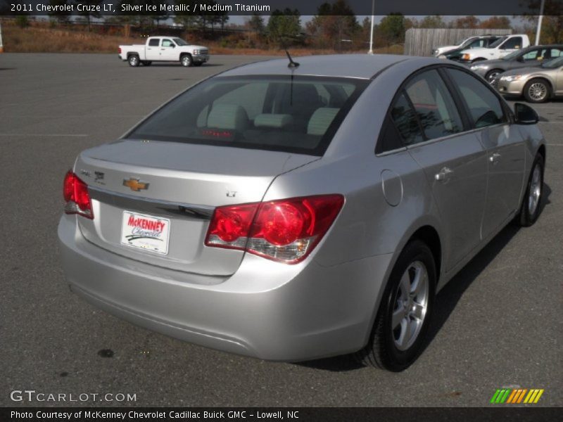 Silver Ice Metallic / Medium Titanium 2011 Chevrolet Cruze LT