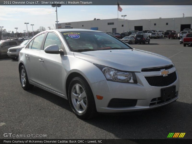 Silver Ice Metallic / Medium Titanium 2011 Chevrolet Cruze LT