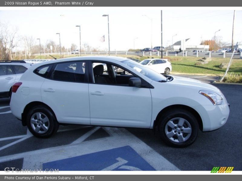 Phantom White / Gray 2009 Nissan Rogue S AWD