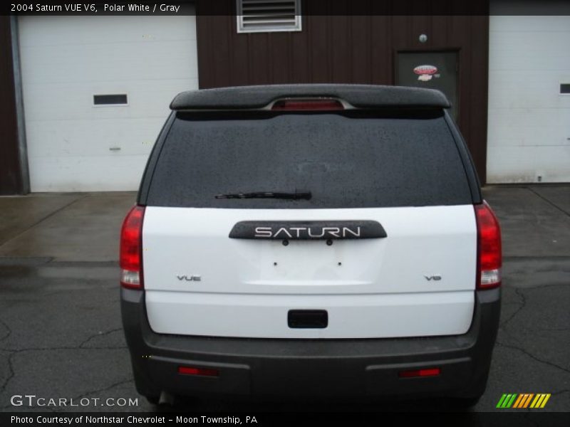 Polar White / Gray 2004 Saturn VUE V6
