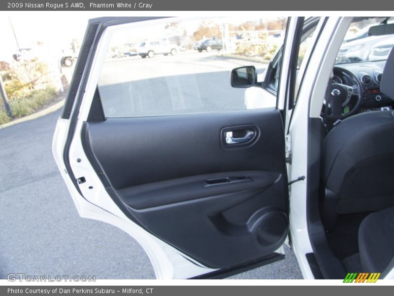 Phantom White / Gray 2009 Nissan Rogue S AWD