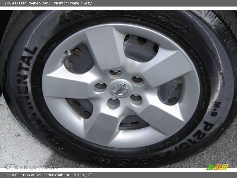 Phantom White / Gray 2009 Nissan Rogue S AWD