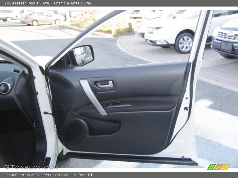 Phantom White / Gray 2009 Nissan Rogue S AWD