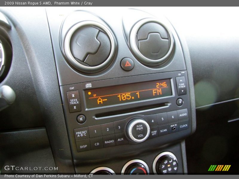 Phantom White / Gray 2009 Nissan Rogue S AWD