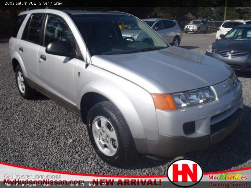 Silver / Gray 2003 Saturn VUE