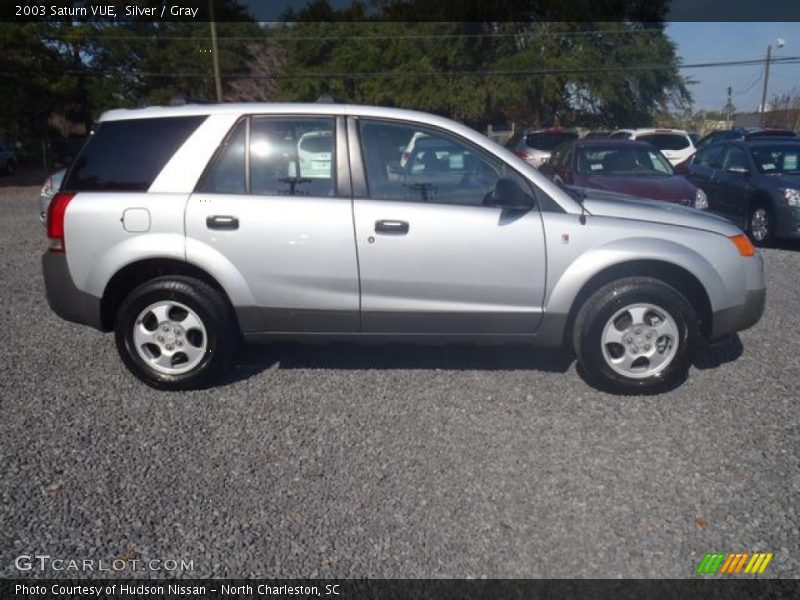 Silver / Gray 2003 Saturn VUE