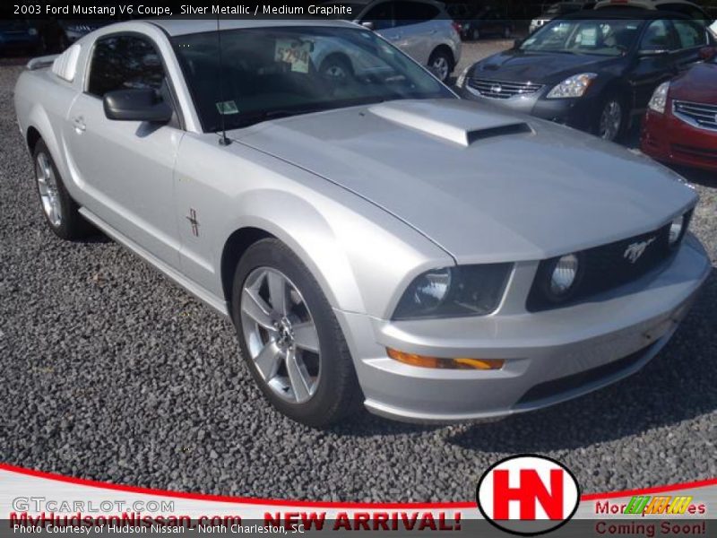 Silver Metallic / Medium Graphite 2003 Ford Mustang V6 Coupe