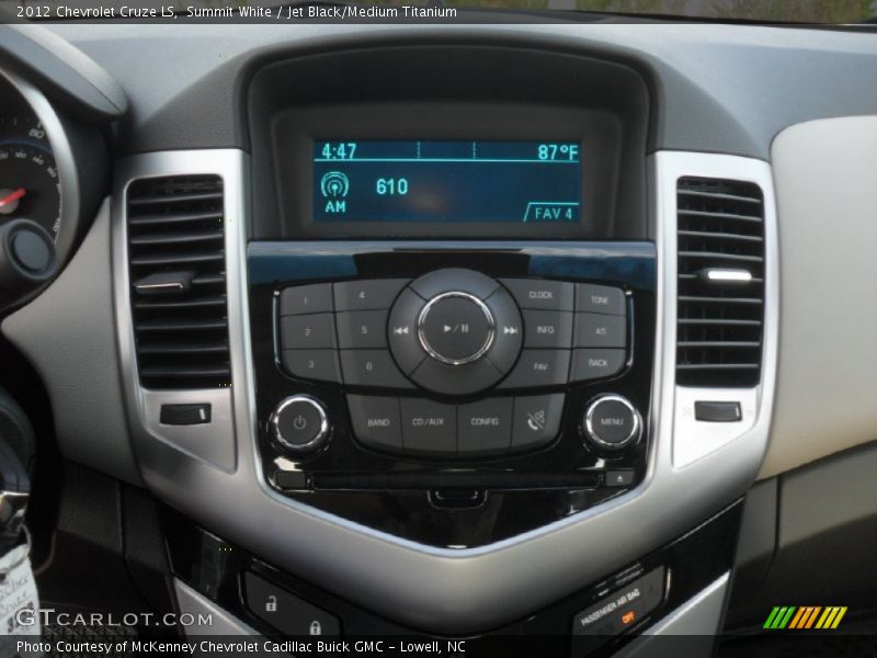 Summit White / Jet Black/Medium Titanium 2012 Chevrolet Cruze LS