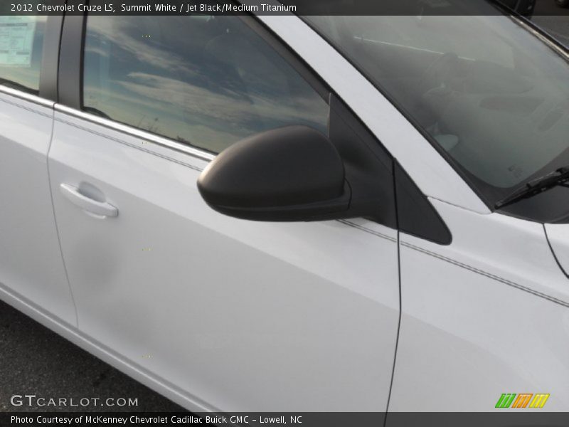 Summit White / Jet Black/Medium Titanium 2012 Chevrolet Cruze LS