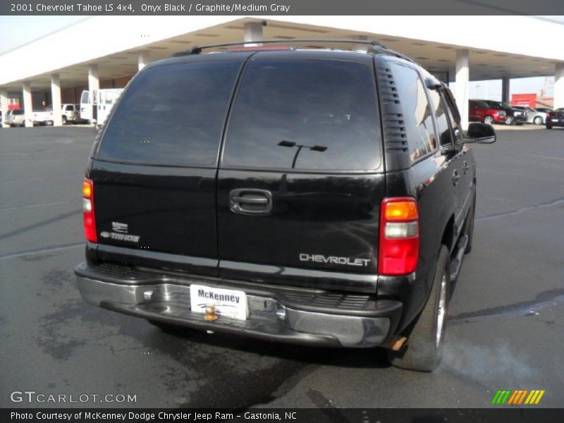 Onyx Black / Graphite/Medium Gray 2001 Chevrolet Tahoe LS 4x4