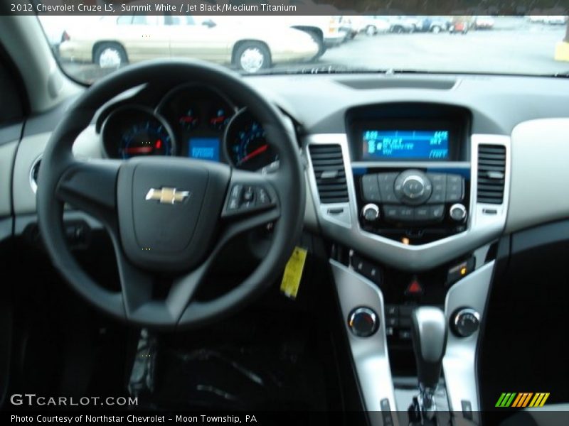 Summit White / Jet Black/Medium Titanium 2012 Chevrolet Cruze LS