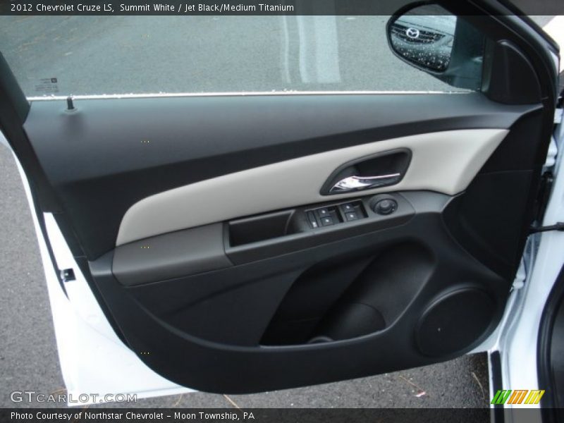 Summit White / Jet Black/Medium Titanium 2012 Chevrolet Cruze LS