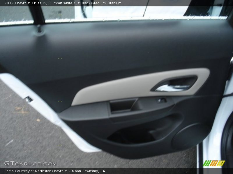 Summit White / Jet Black/Medium Titanium 2012 Chevrolet Cruze LS