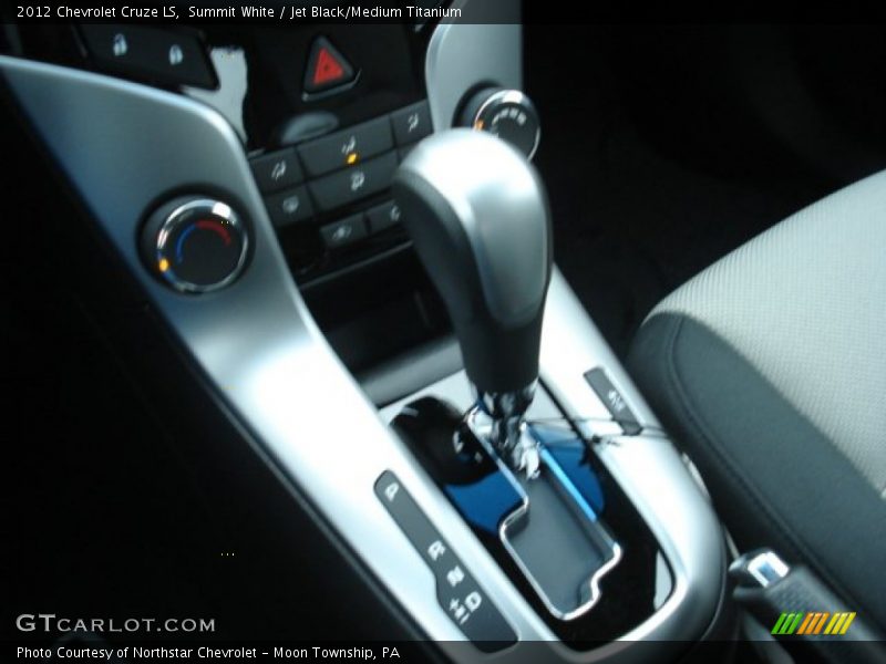 Summit White / Jet Black/Medium Titanium 2012 Chevrolet Cruze LS