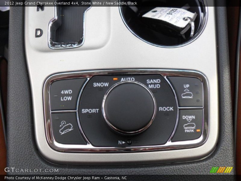 Off-Road Controls - 2012 Jeep Grand Cherokee Overland 4x4