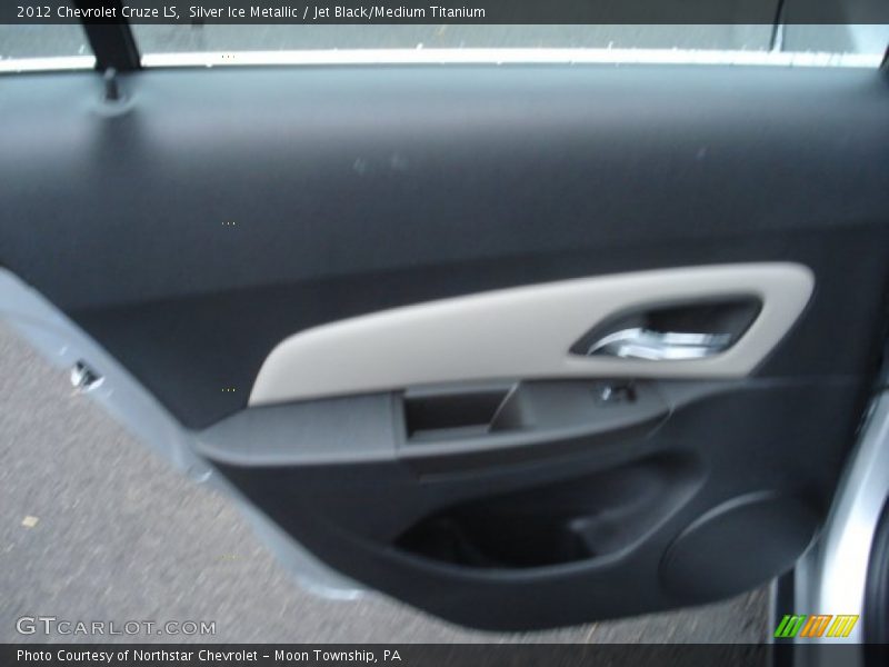 Silver Ice Metallic / Jet Black/Medium Titanium 2012 Chevrolet Cruze LS