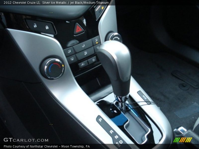 Silver Ice Metallic / Jet Black/Medium Titanium 2012 Chevrolet Cruze LS