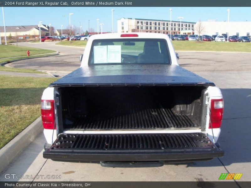 Oxford White / Medium Dark Flint 2004 Ford Ranger XL Regular Cab