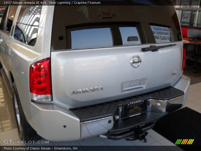 Silver Lightning / Graphite/Titanium 2007 Nissan Armada SE 4x4