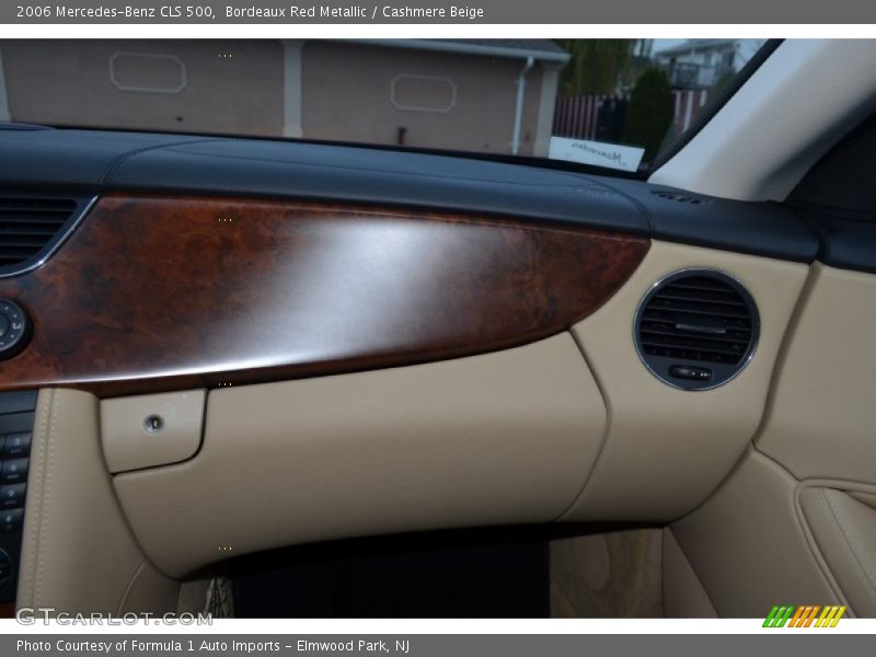 Bordeaux Red Metallic / Cashmere Beige 2006 Mercedes-Benz CLS 500