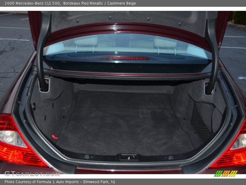Bordeaux Red Metallic / Cashmere Beige 2006 Mercedes-Benz CLS 500
