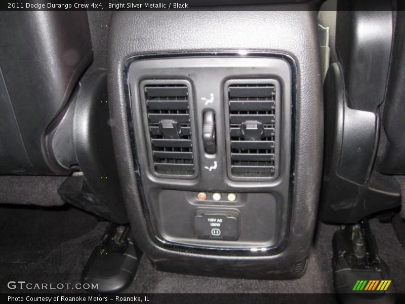 Bright Silver Metallic / Black 2011 Dodge Durango Crew 4x4