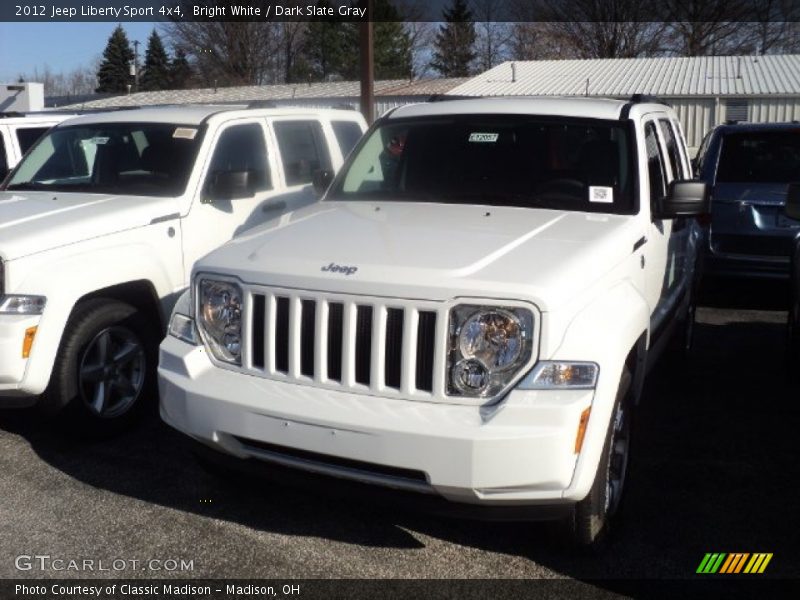 Bright White / Dark Slate Gray 2012 Jeep Liberty Sport 4x4