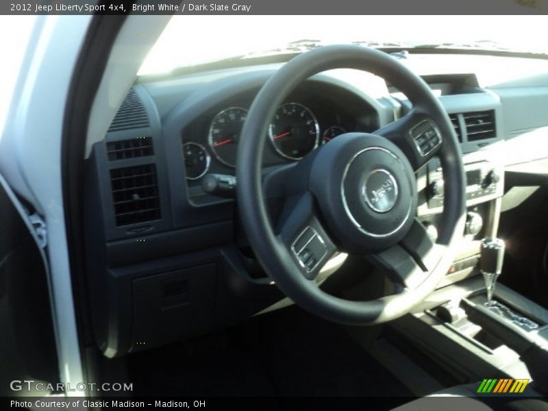 Bright White / Dark Slate Gray 2012 Jeep Liberty Sport 4x4