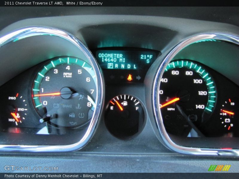 White / Ebony/Ebony 2011 Chevrolet Traverse LT AWD