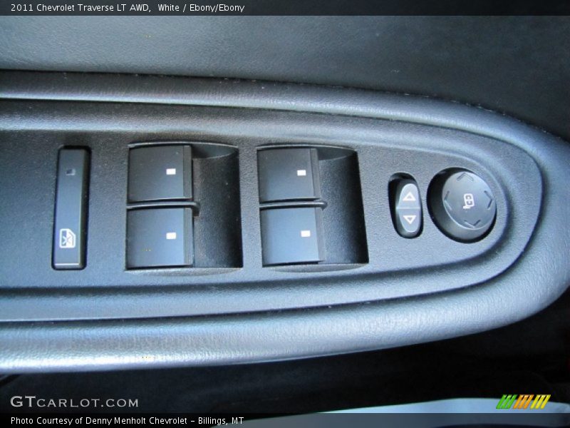 White / Ebony/Ebony 2011 Chevrolet Traverse LT AWD