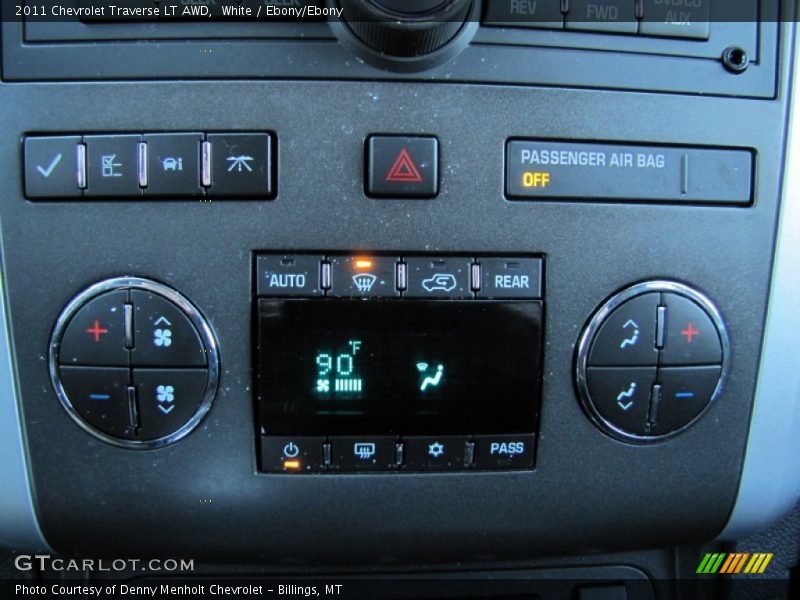 White / Ebony/Ebony 2011 Chevrolet Traverse LT AWD