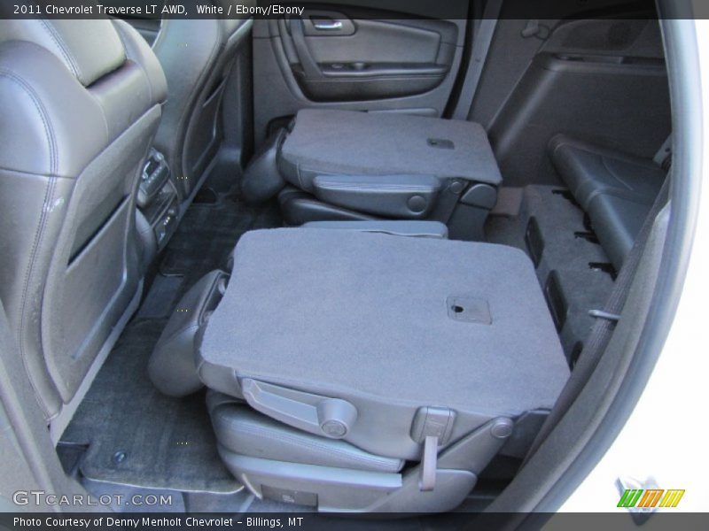 White / Ebony/Ebony 2011 Chevrolet Traverse LT AWD