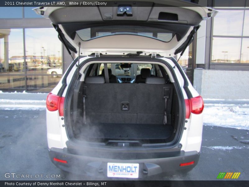 White / Ebony/Ebony 2011 Chevrolet Traverse LT AWD