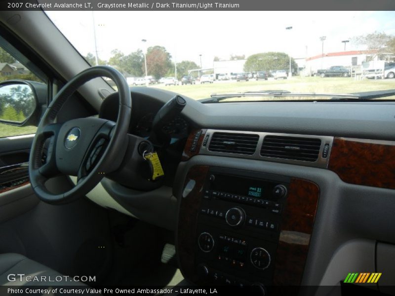 Graystone Metallic / Dark Titanium/Light Titanium 2007 Chevrolet Avalanche LT