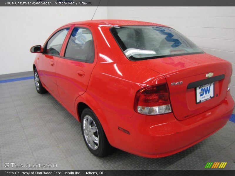 Victory Red / Gray 2004 Chevrolet Aveo Sedan
